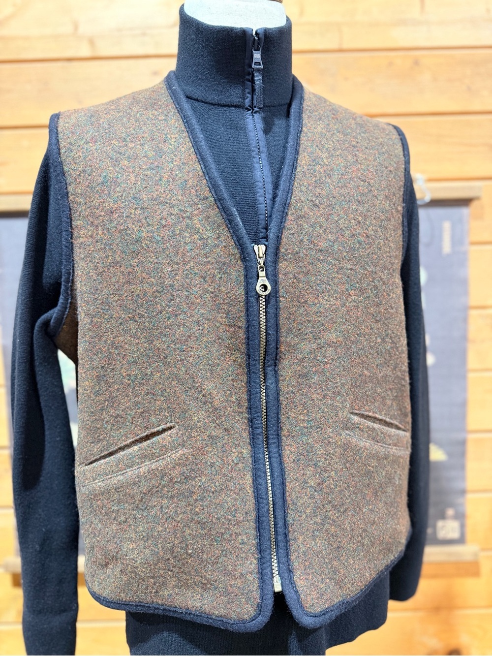 Pendleton 100% Virgin Wool Sherpa Lined Vest Made in USA Heritage Men’s Large